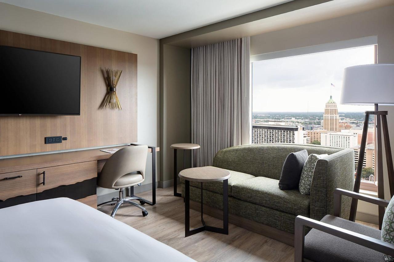 San Antonio Marriott Rivercenter On The River Walk Экстерьер фото